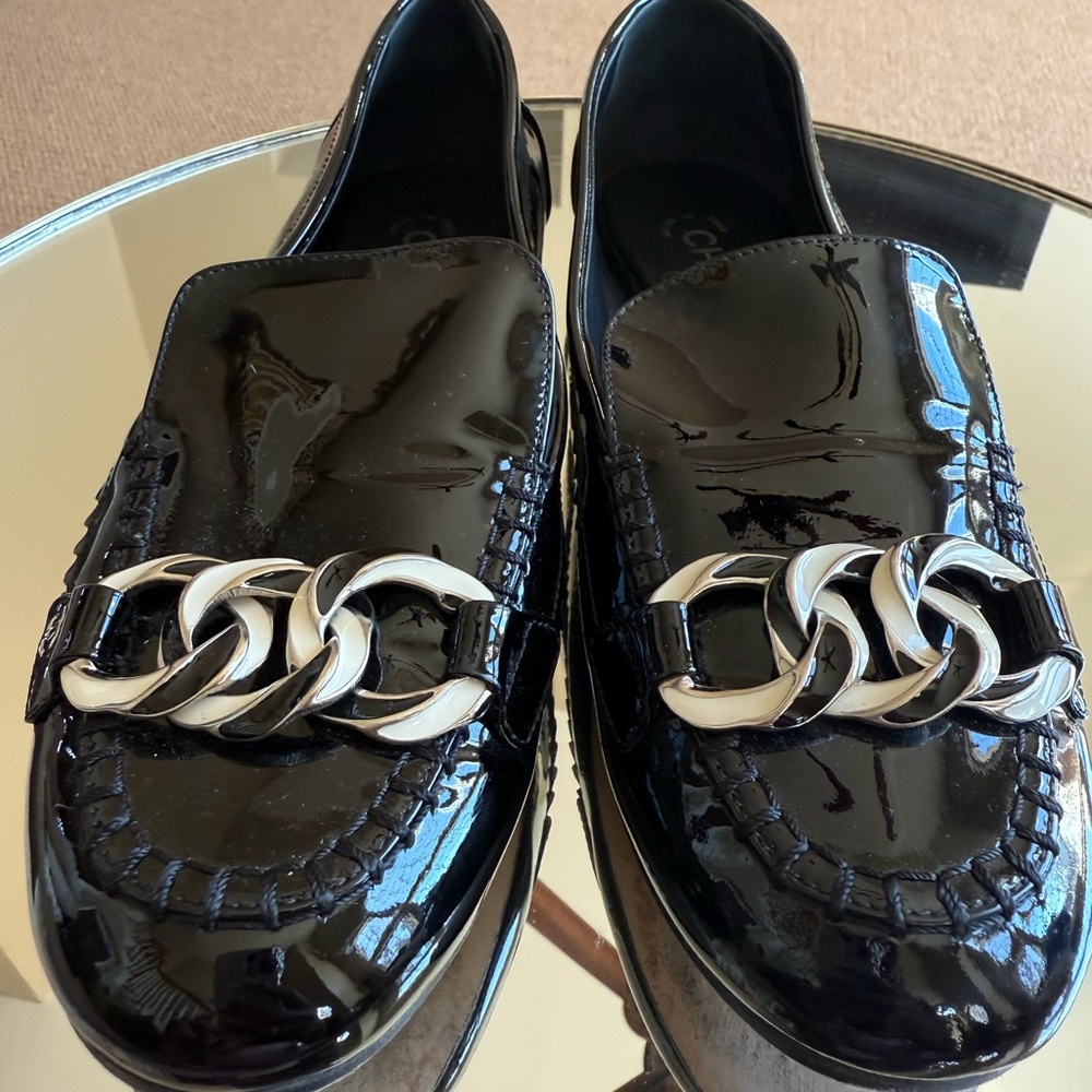 AUTHENTIC CHANEL! Black Patent Lthr Moccasin Loafers with Chain.OFFER 25% OFF